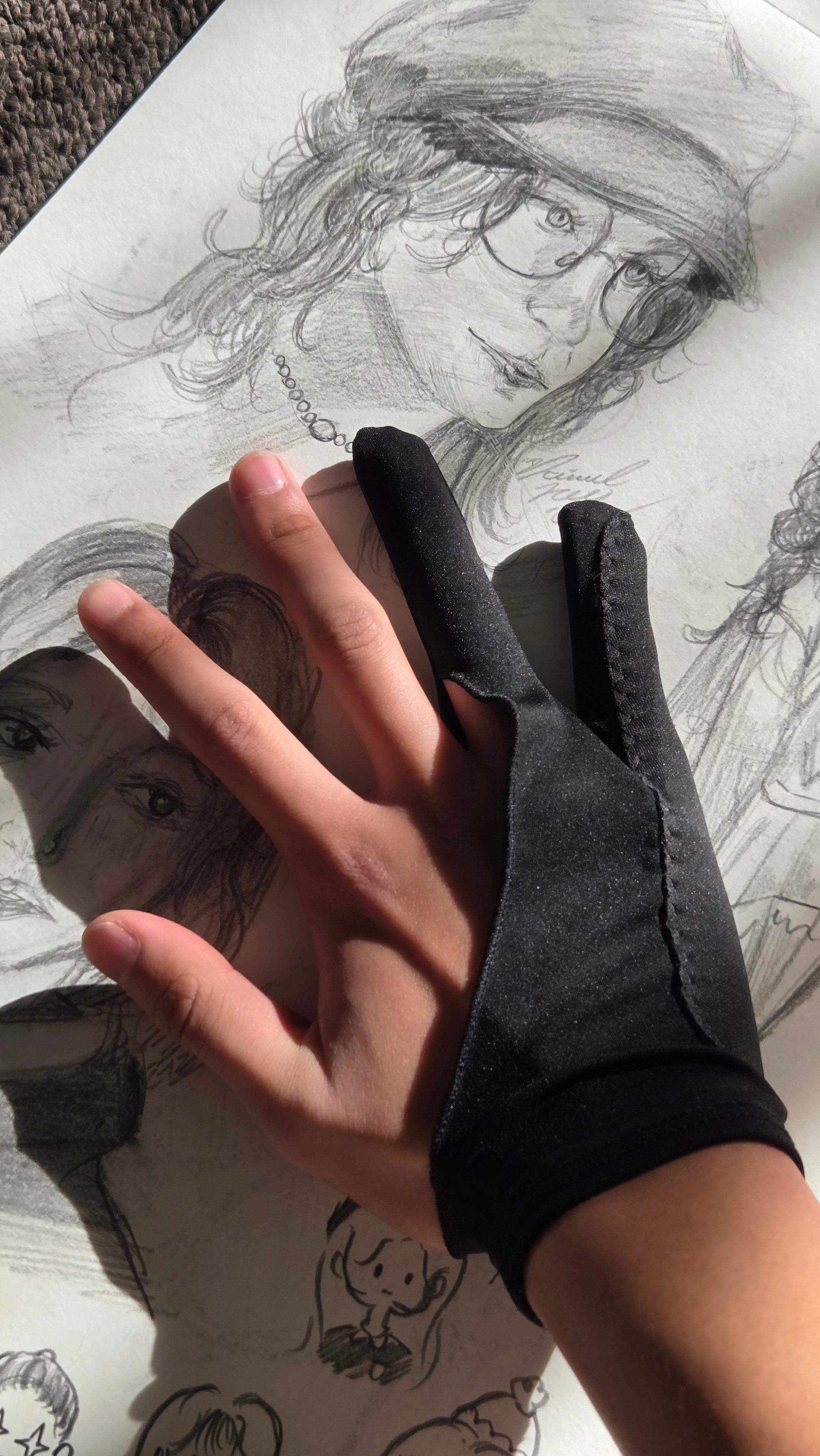 Vervia Anti-Touch Drawing Gloves