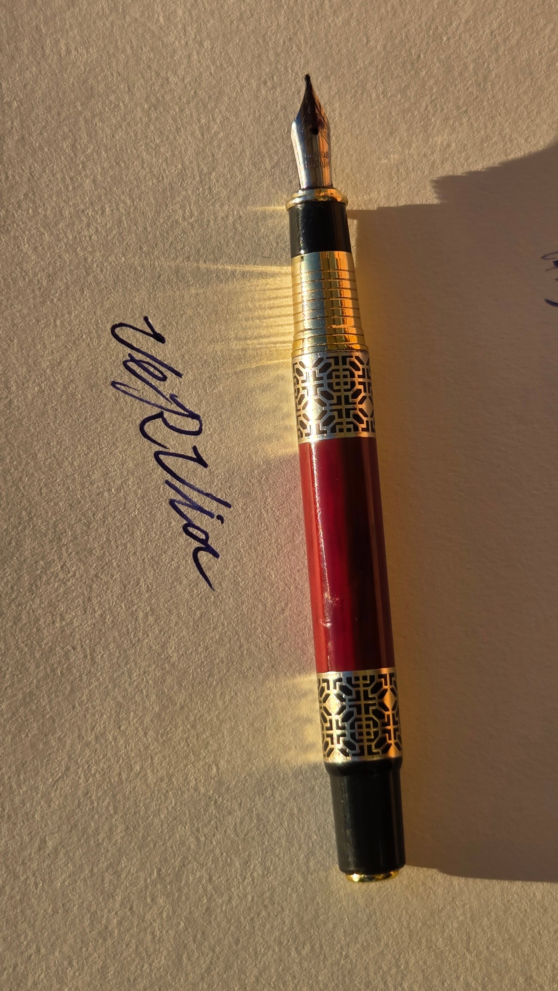 Vervia Retro Metal Fountain Pen + Replaceable 20 ink calibers